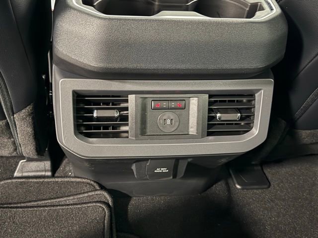New 2025 Ford F250 Lariat w/ Lariat Ultimate Package image 28
