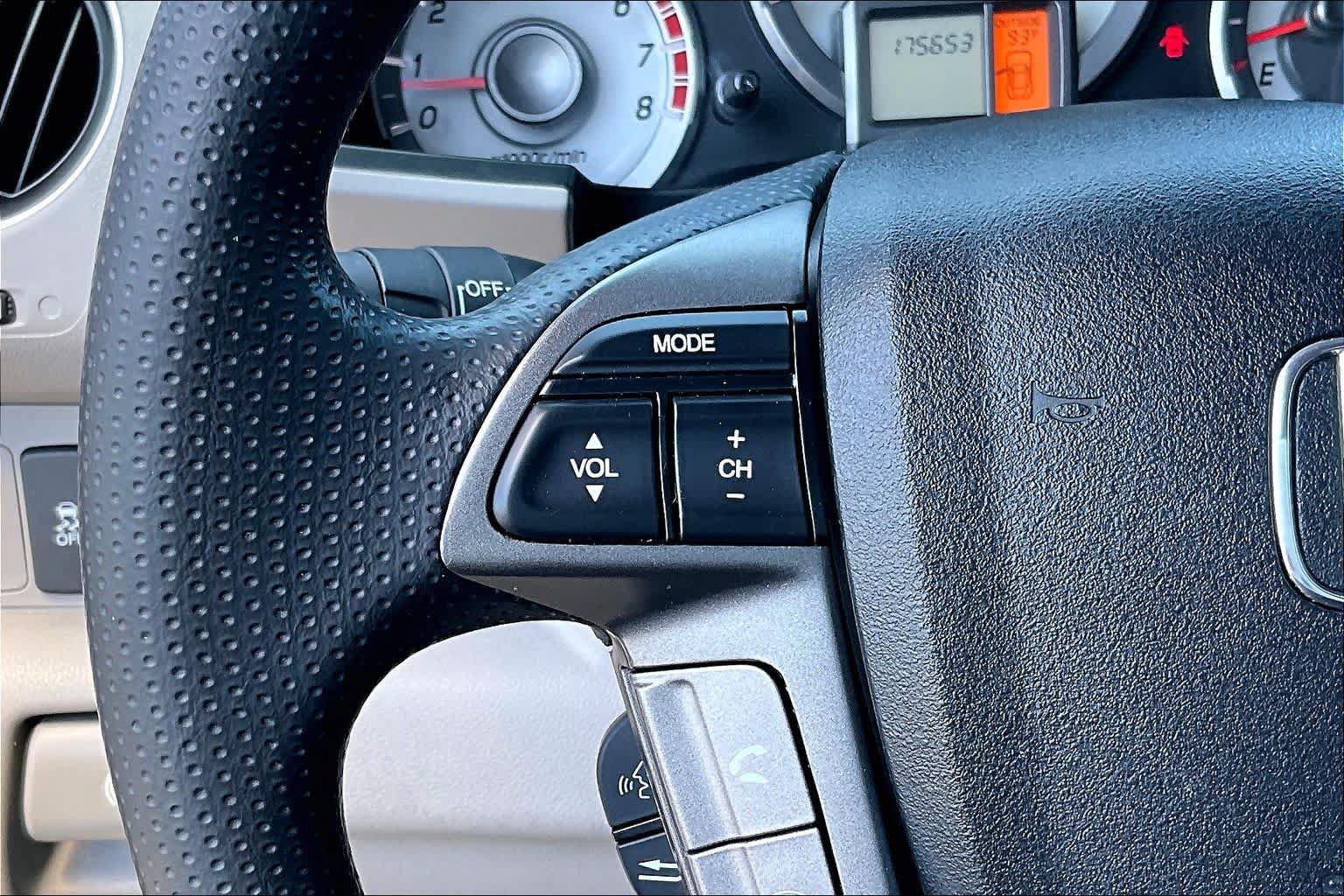 Used 2015 Honda Pilot SE image 22