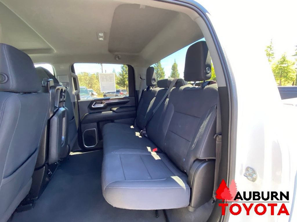 Used 2024 Chevrolet Silverado 2500 LT AWD/4WD image 24