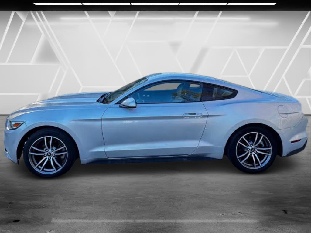 Used 2016 Ford Mustang Coupe image 6