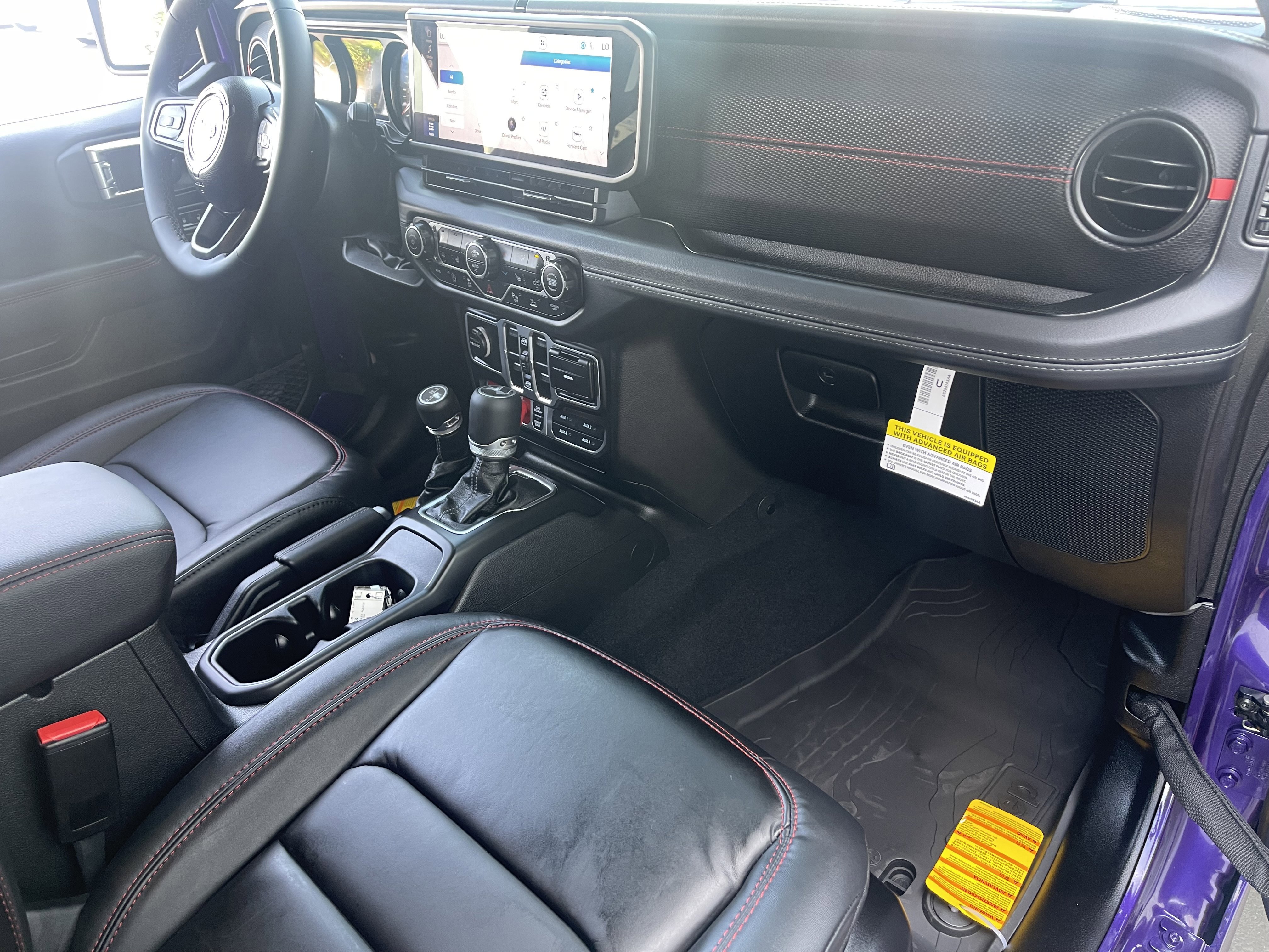 New 2026 Jeep Wrangler Unlimited Rubicon AWD/4WD image 33