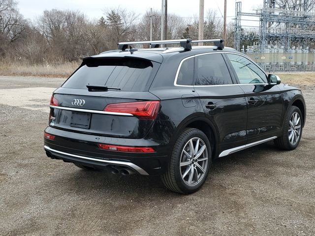 Used 2022 Audi SQ5 Premium w/ Convenience Package image 4