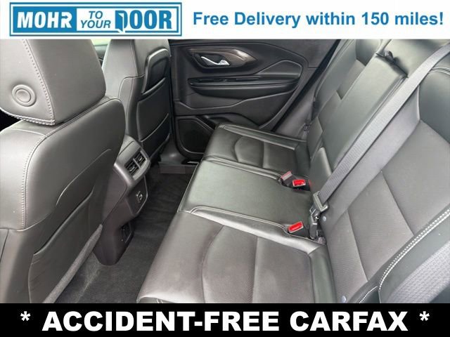 Used 2024 GMC Terrain SLT image 33