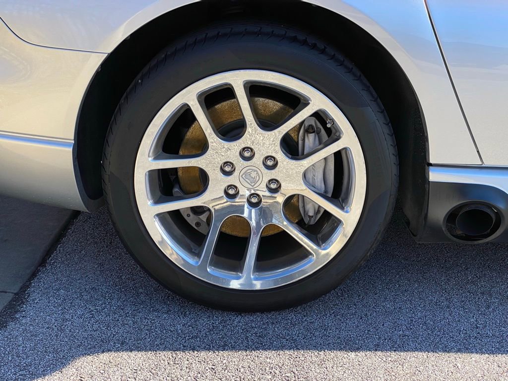 Used 2003 Dodge Viper SRT-10 image 31