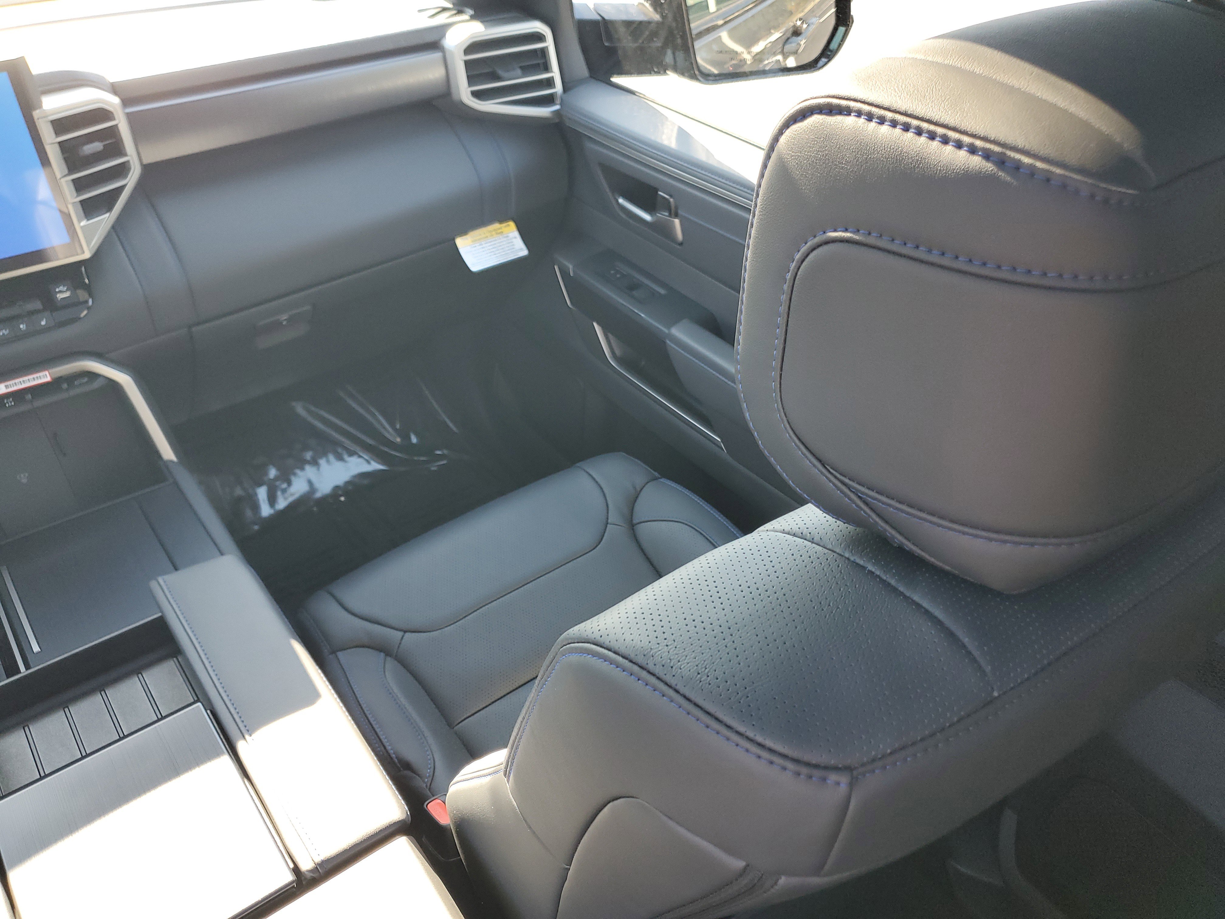 New 2026 Toyota Tundra Platinum w/ TRD Off-Road Package image 17