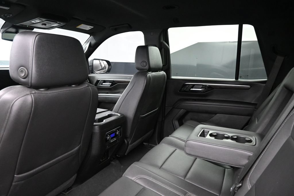 Used 2025 Chevrolet Tahoe LT AWD/4WD image 20