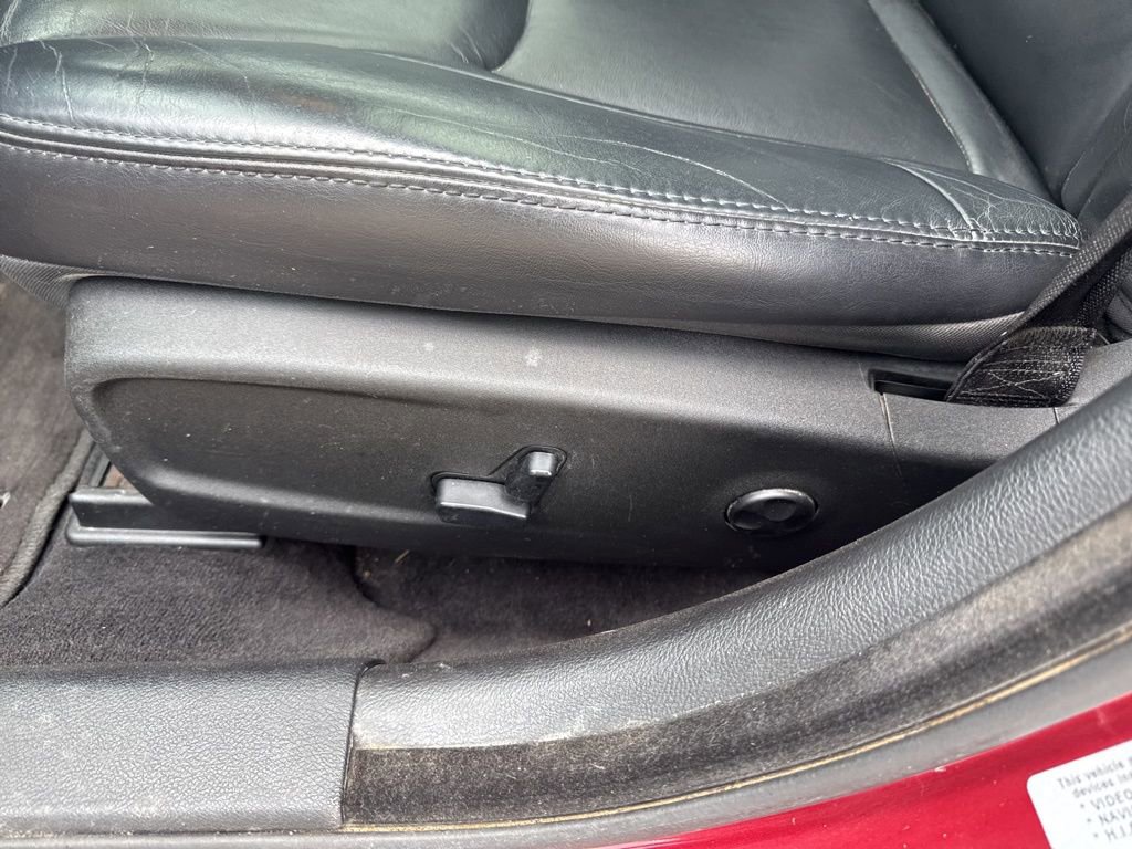 Used 2014 Chrysler 300 image 14