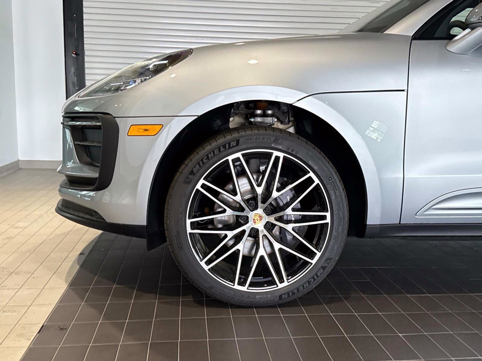 New 2026 Porsche Macan image 11