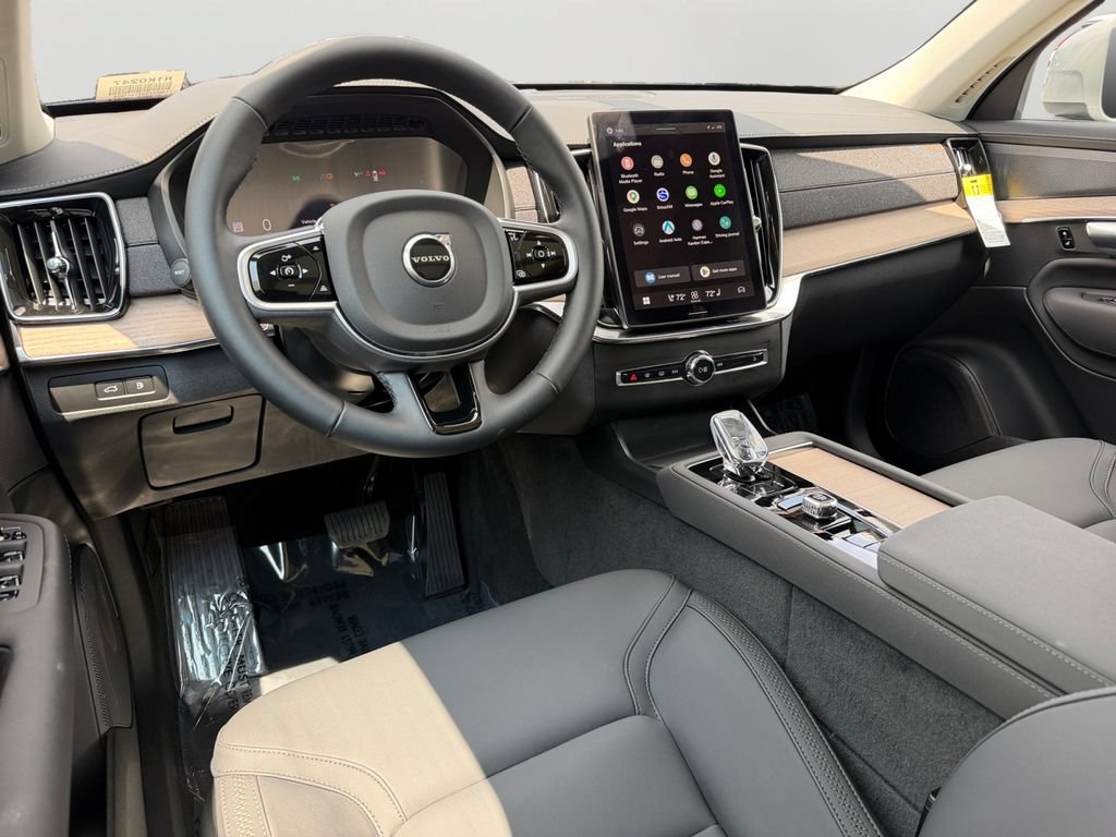 Certified 2026 Volvo XC90 T8 Plus w/ Protection Package Premier AWD/4WD image 13