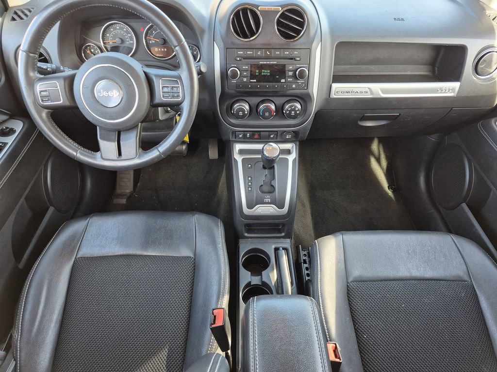 Used 2014 Jeep Compass Latitude image 17