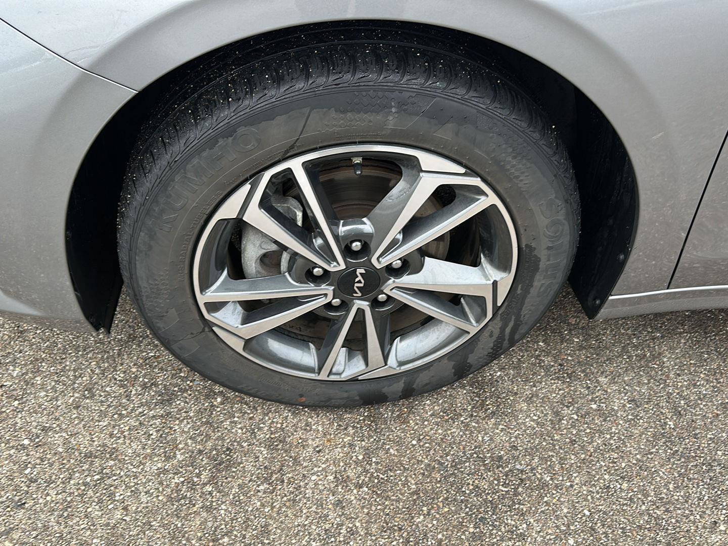 Used 2023 Kia Forte LXS image 12