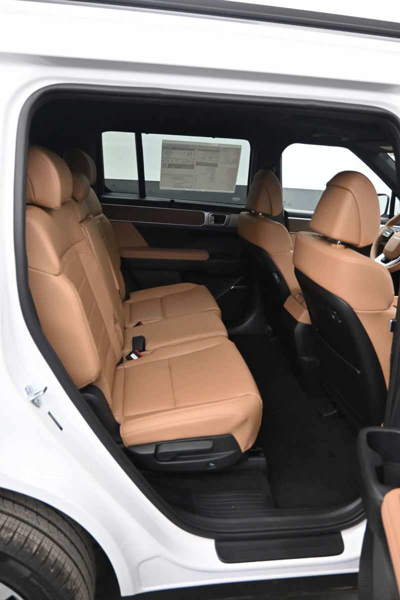 New 2026 Hyundai Santa Fe Limited AWD/4WD image 12