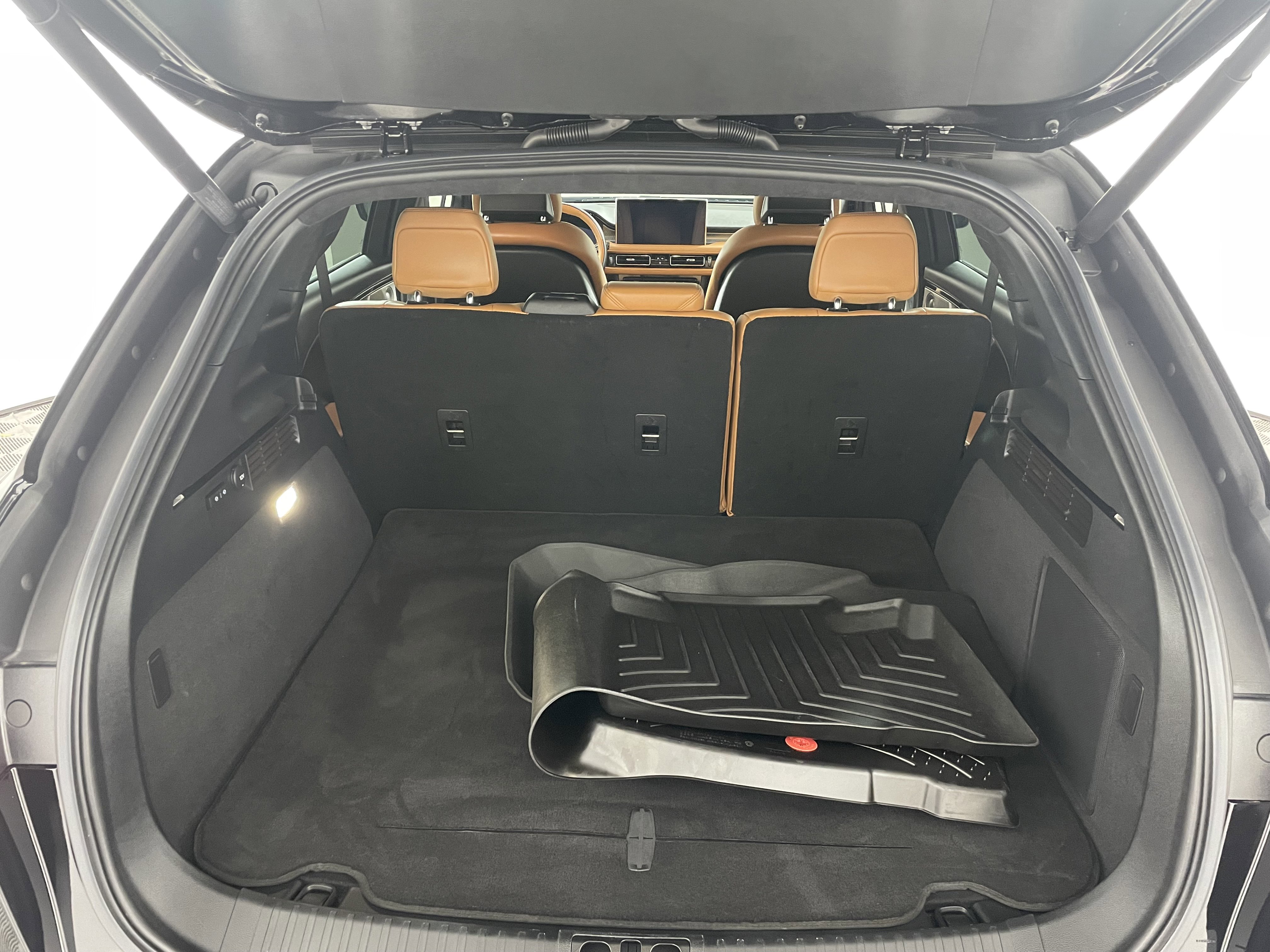 Used 2023 Lincoln Nautilus Black Label w/ Class II Trailer Tow Package image 19