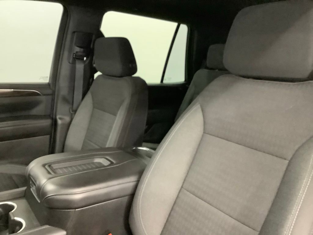 Used 2022 GMC Yukon SLE w/ Gmc Pro Safety Plus Package image 13