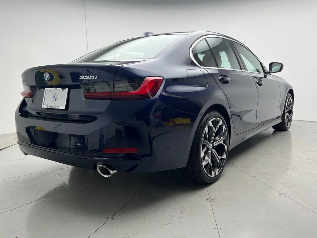 Used 2026 BMW 330i xDrive 330i xDrive w/ Premium Package image 3