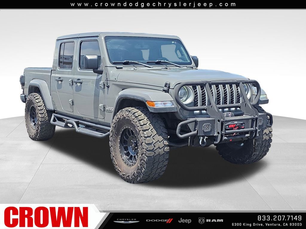 Used 2022 Jeep Gladiator Overland w/ Popular Equipment Package AWD/4WD image 1
