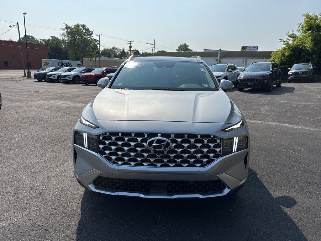 Used 2023 Hyundai Santa Fe Limited image 2