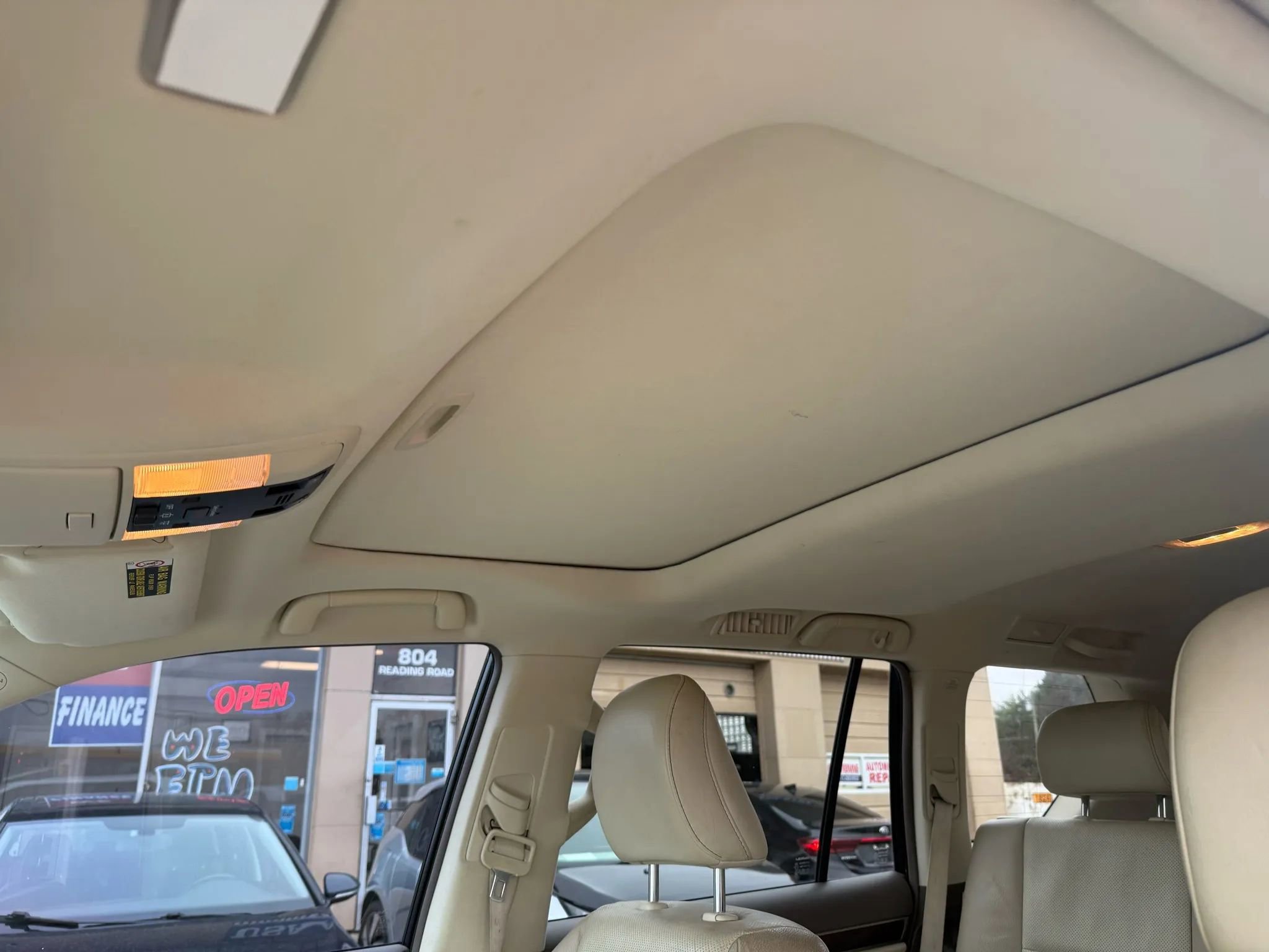 Used 2015 Lexus GX 460 w/ Premium Package image 16