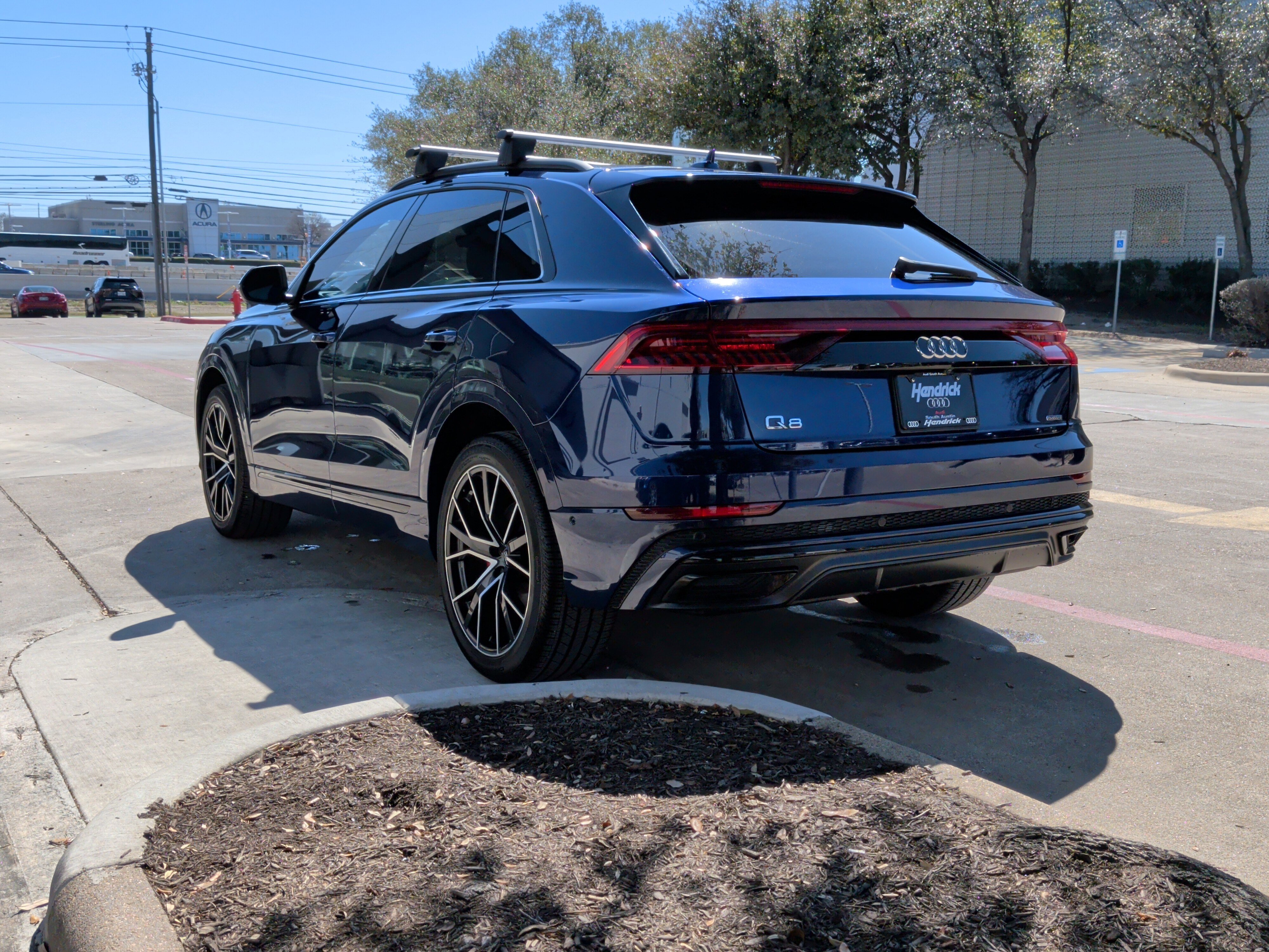 Used 2019 Audi Q8 Premium Plus w/ Premium Plus image 8