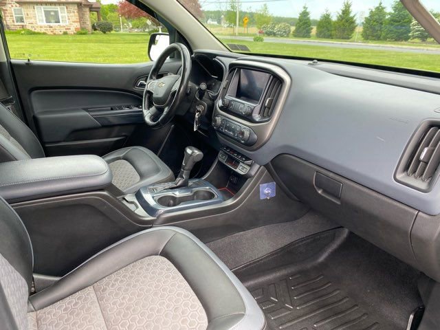 Used 2021 Chevrolet Colorado Z71 AWD/4WD image 21