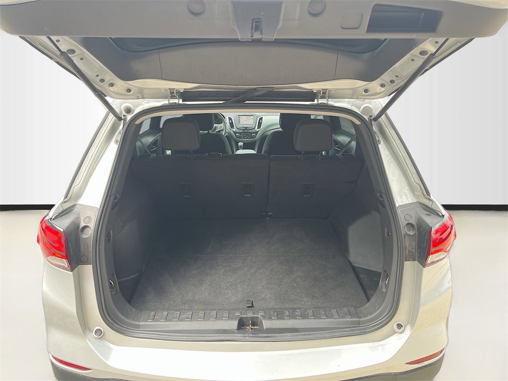 Used 2022 Chevrolet Equinox LS image 23