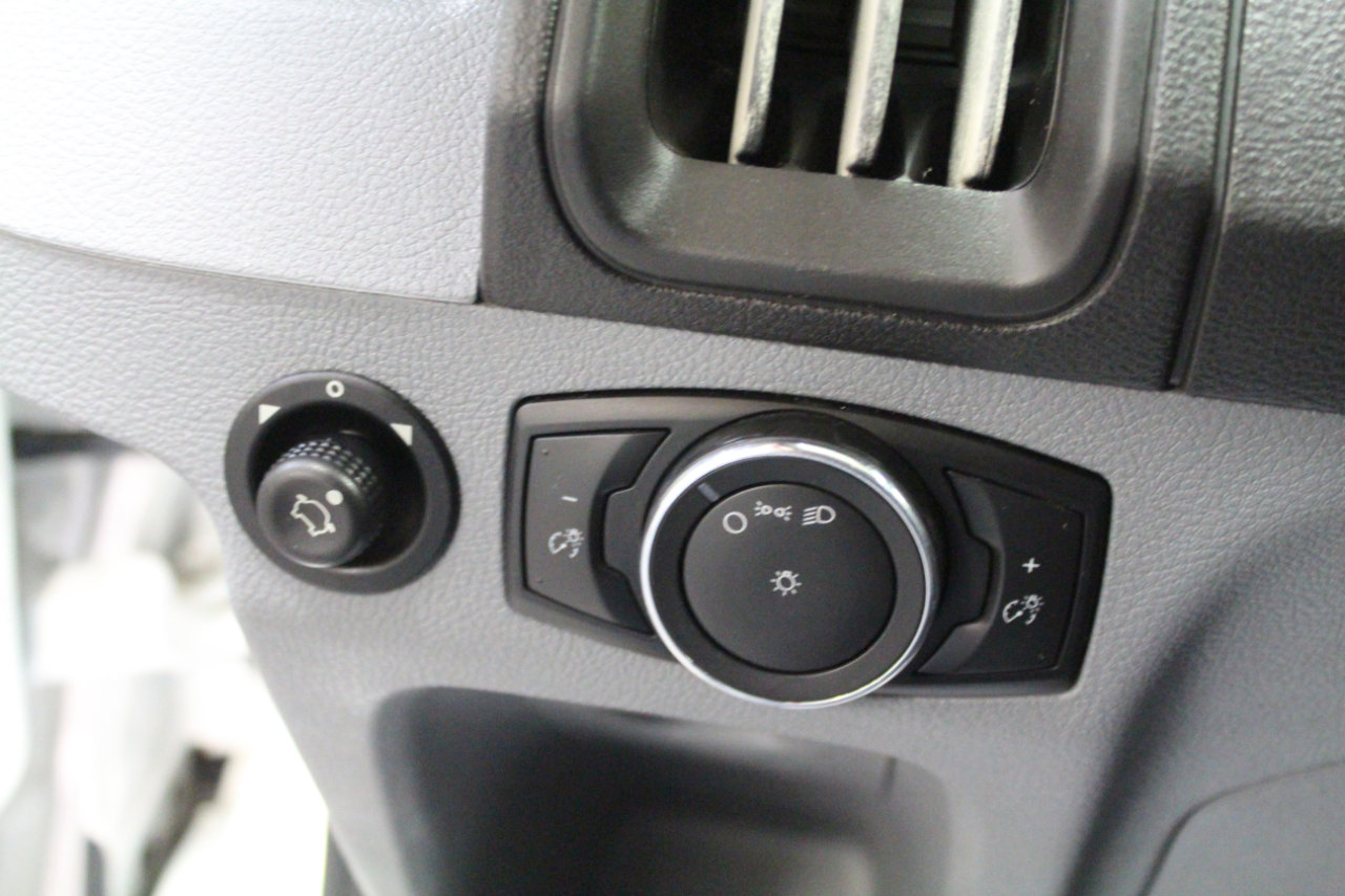 Used 2018 Ford Transit 250 130 Low Roof w/ Exterior Upgrade Package image 10