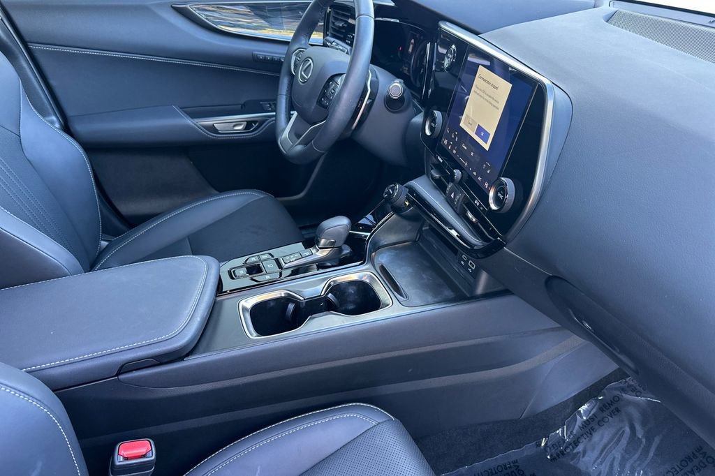 Certified 2025 Lexus NX 350h AWD w/ Accessory Package (Z2) image 16