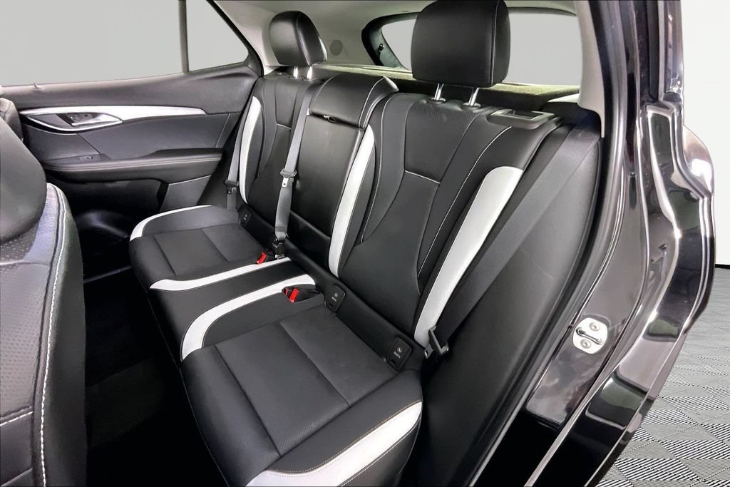Certified 2024 Buick Envision Sport Touring AWD/4WD image 21