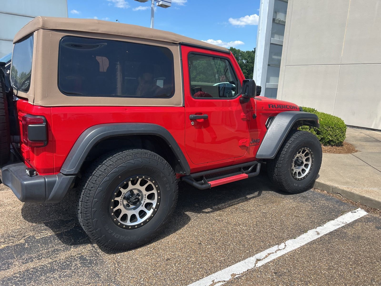 Used 2021 Jeep Wrangler Rubicon AWD/4WD image 7