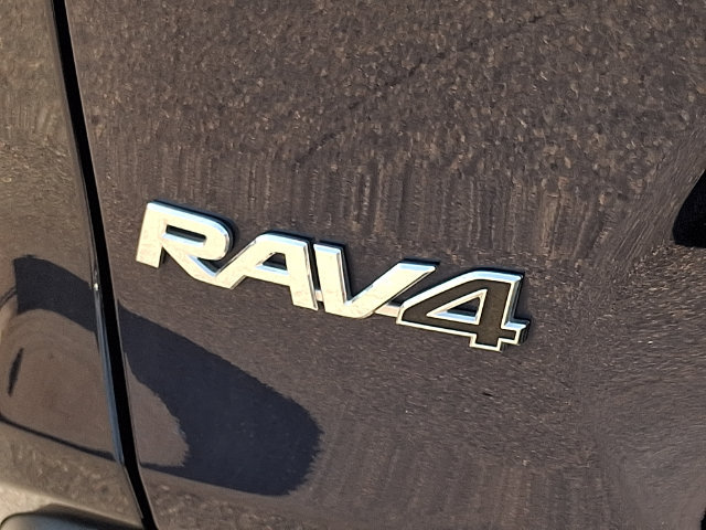 Used 2022 Toyota RAV4 XLE Premium FWD image 21