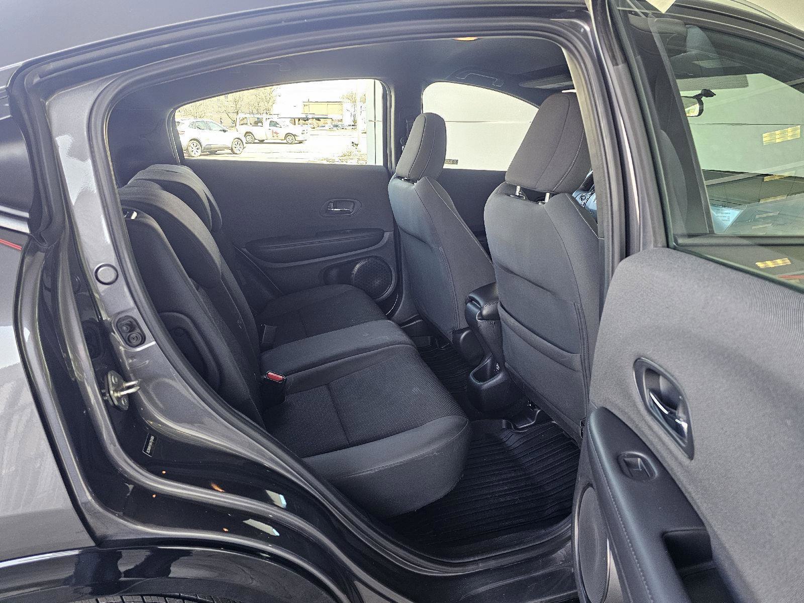 Used 2019 Honda HR-V Sport image 14