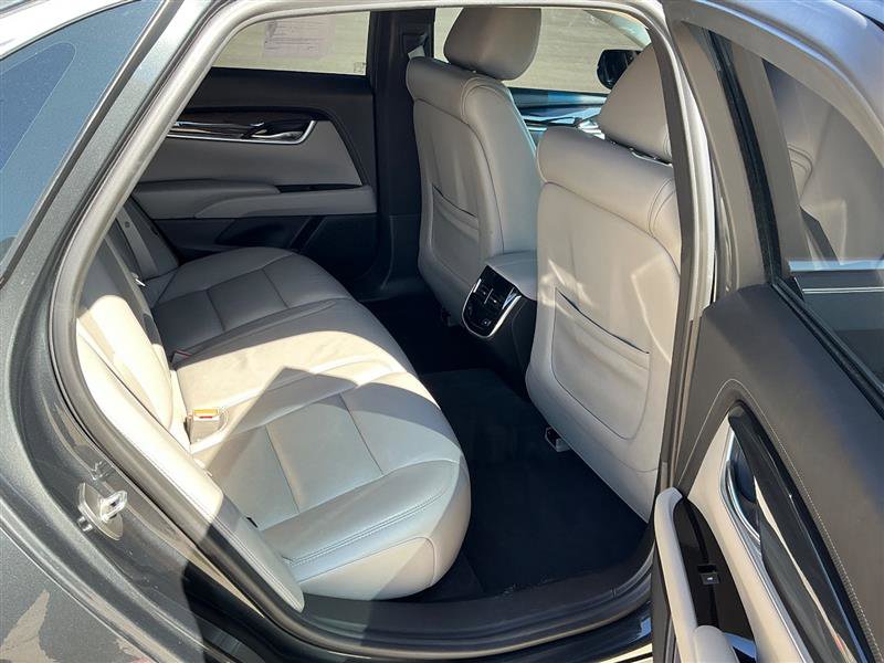 Used 2016 Cadillac XTS Luxury image 37