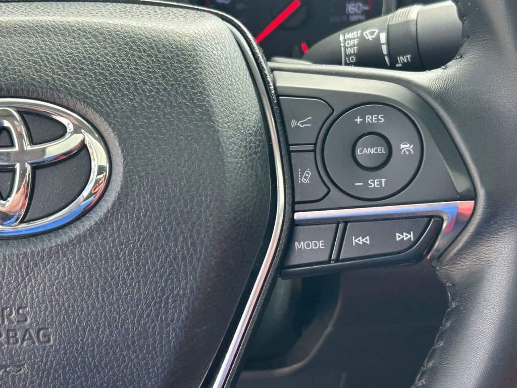Used 2020 Toyota Camry XSE image 37
