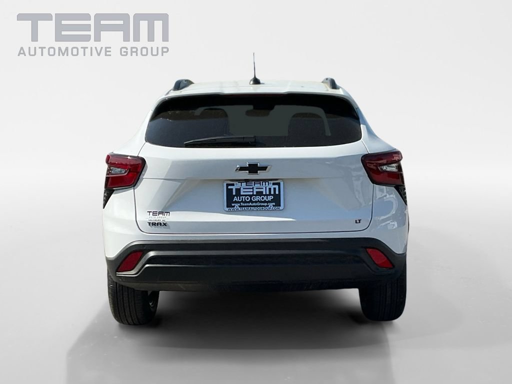 New 2026 Chevrolet Trax LT w/ Driver Confidence Package FWD image 6