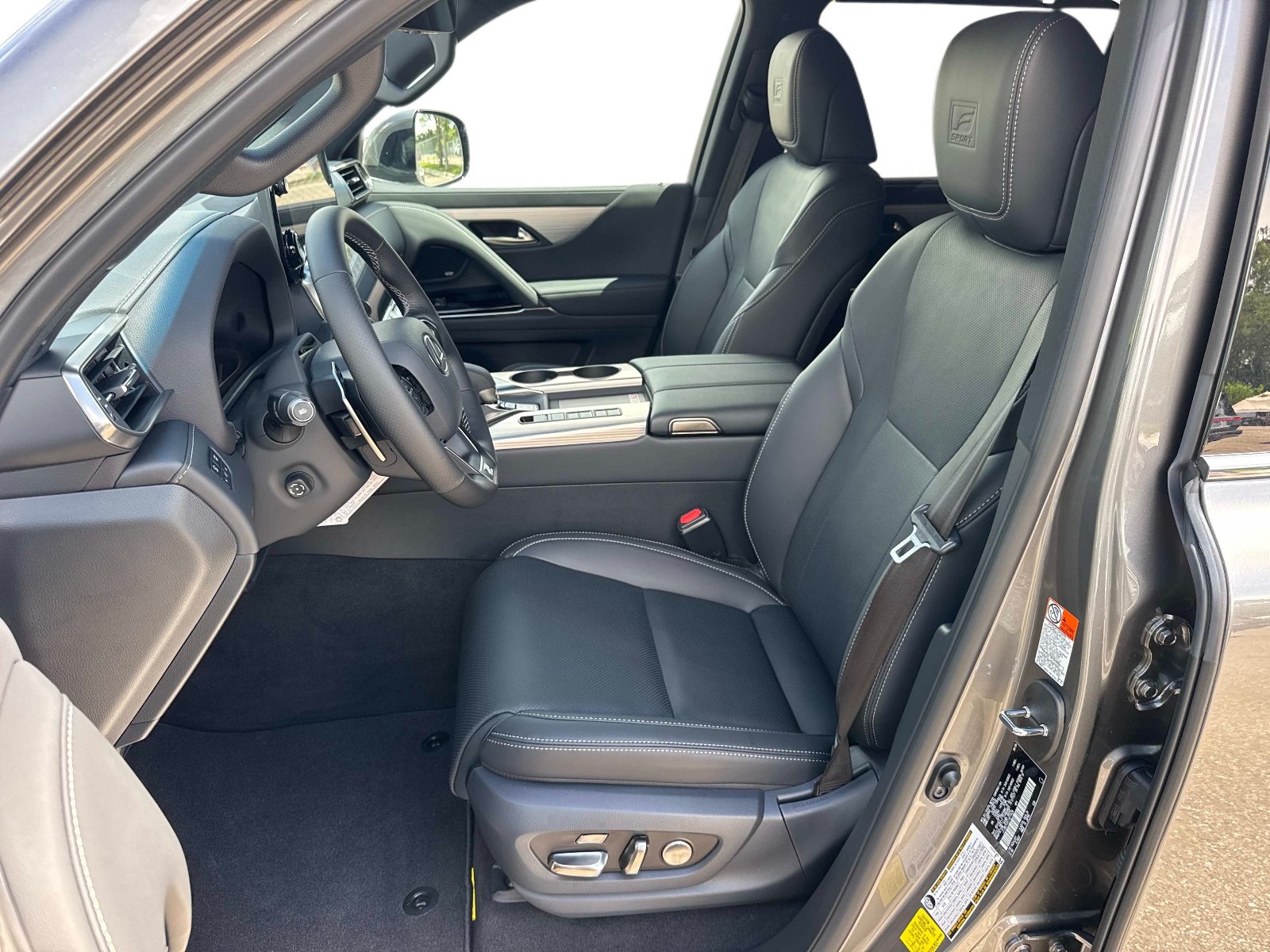 New 2026 Lexus LX 700h F Sport AWD/4WD image 22