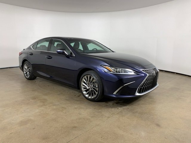 Used 2025 Lexus ES 300h w/ Accessory Package (Z2) image 5