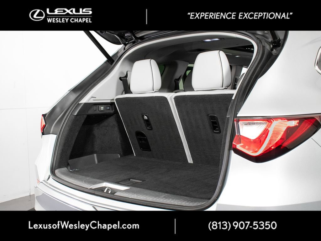 Used 2022 Acura MDX SH-AWD w/ Advance Package image 16