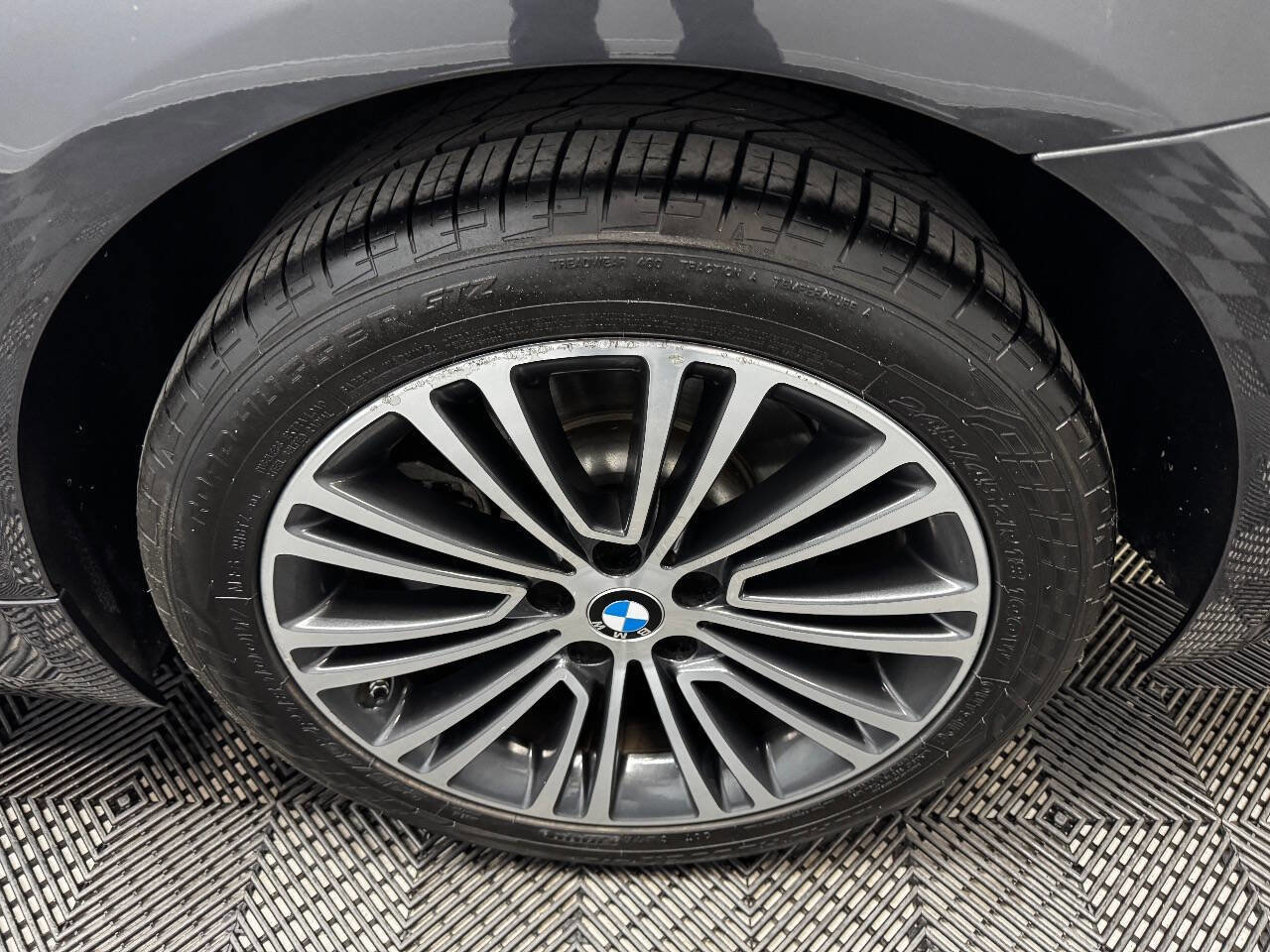 Used 2018 BMW 530i image 18