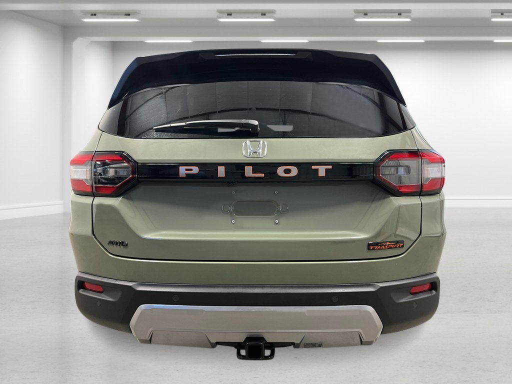 New 2026 Honda Pilot TrailSport image 4