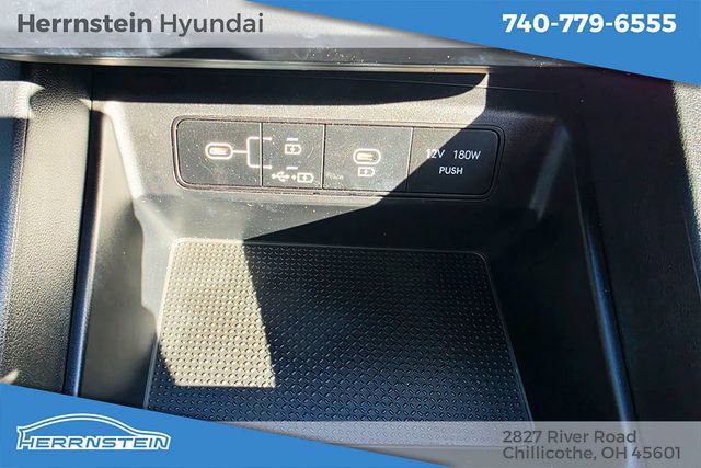 Used 2025 Hyundai Tucson SE AWD/4WD image 17