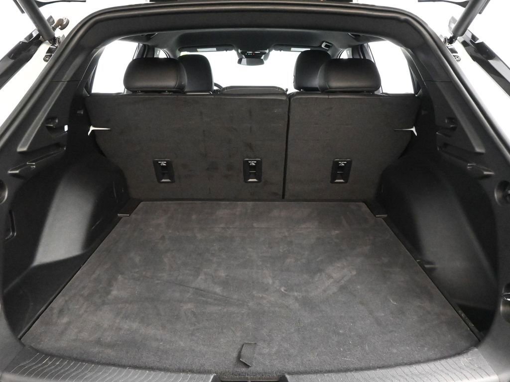 Used 2025 Chevrolet Equinox EV LT w/ Convenience Package image 28