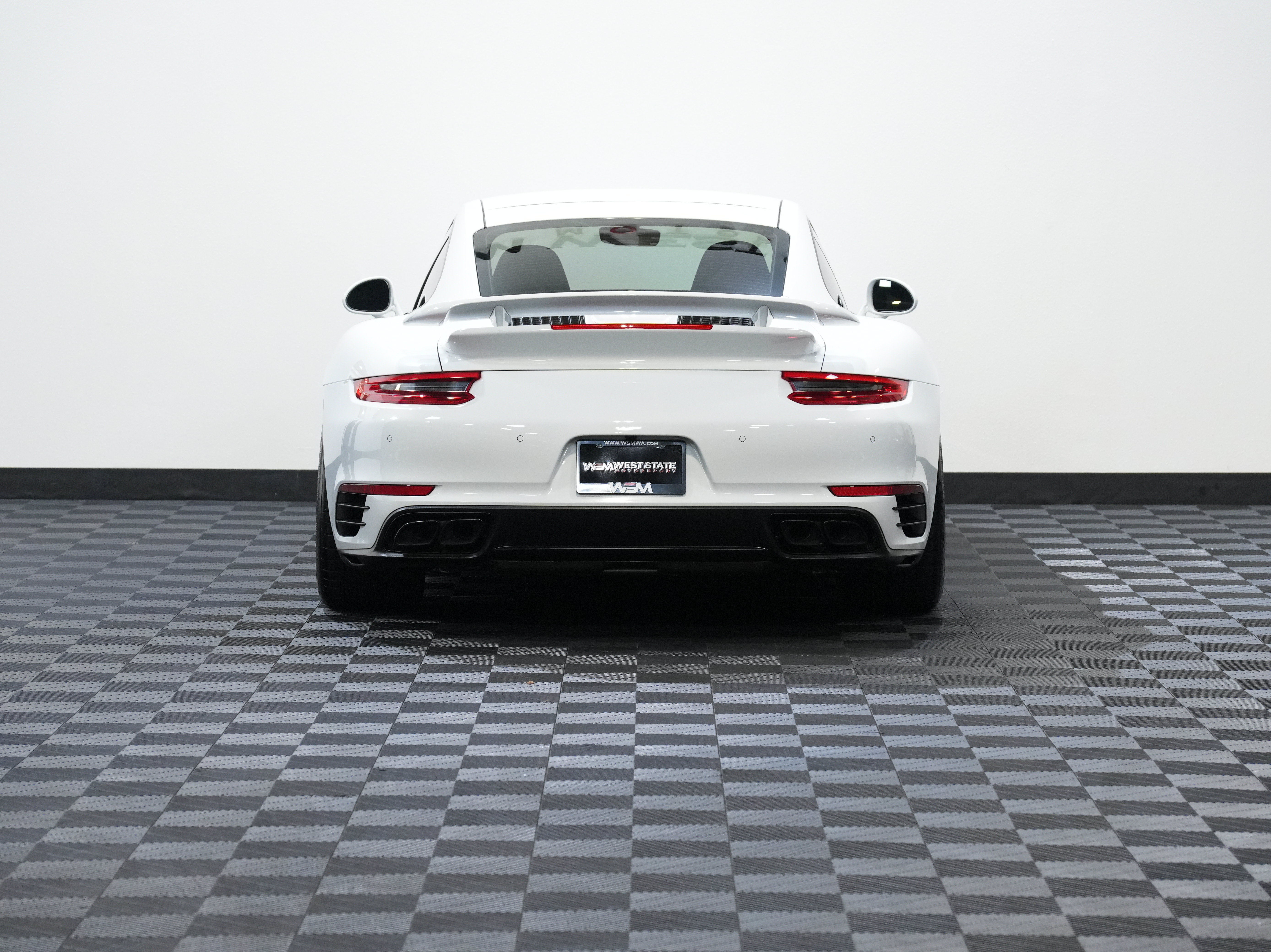 Used 2018 Porsche 911 Turbo S AWD/4WD image 7