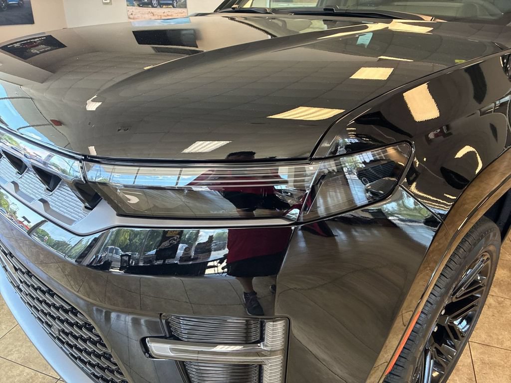 New 2026 Jeep Grand Wagoneer L Limited AWD/4WD image 9