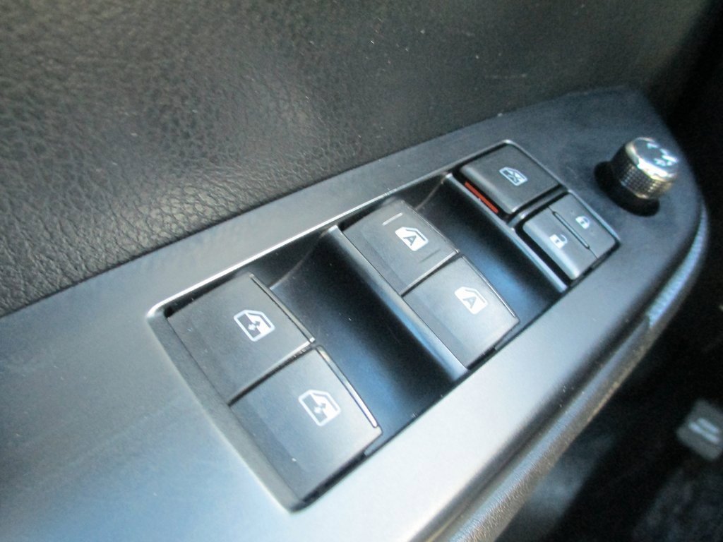 Used 2016 Toyota Highlander XLE image 24