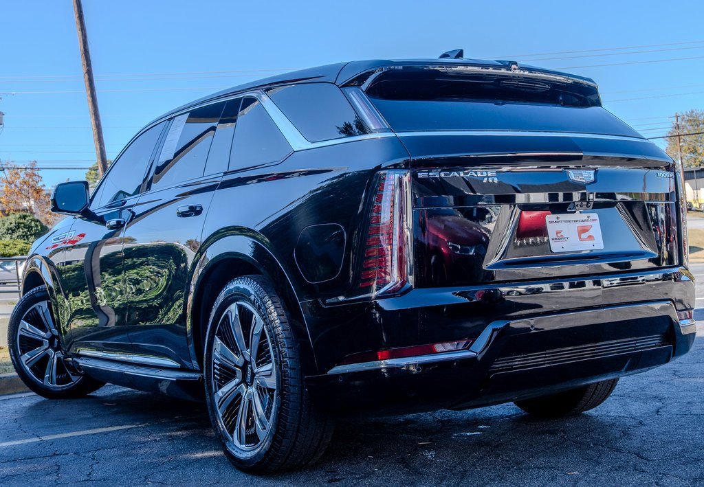Used 2025 Cadillac Escalade IQ Luxury 2 image 26