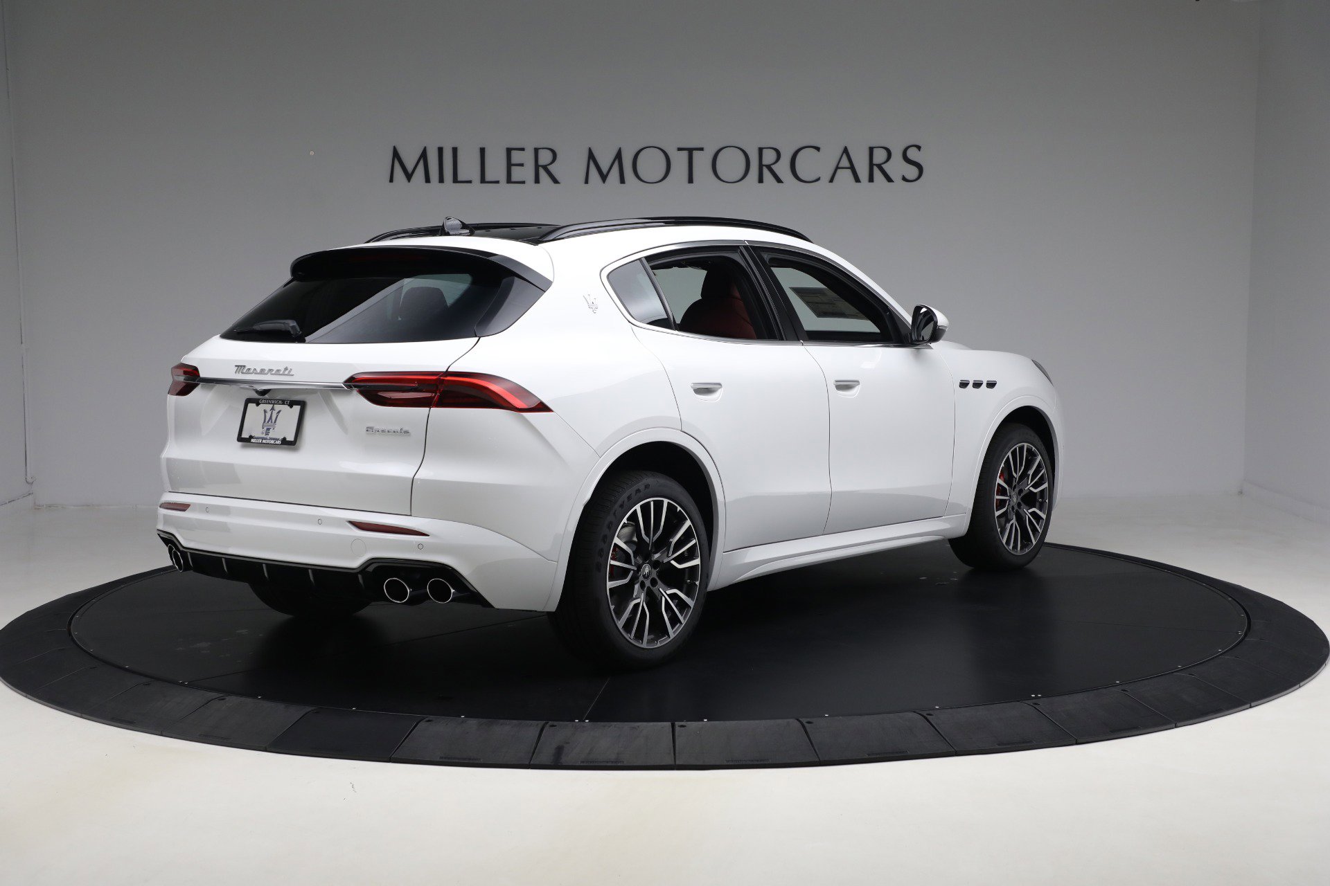 New 2025 Maserati Grecale Modena AWD/4WD image 6