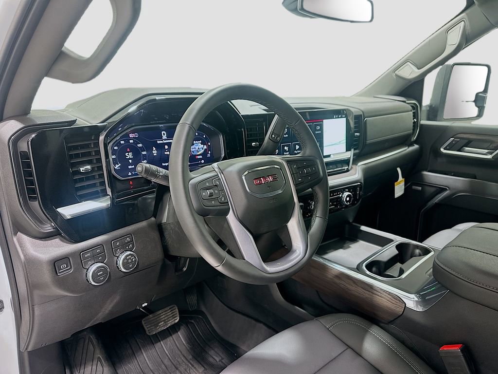 New 2026 GMC Sierra 3500 SLT w/ SLT Convenience Package image 9