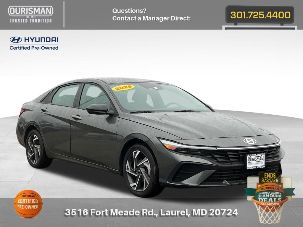 Used 2025 Hyundai Elantra Sport image 1