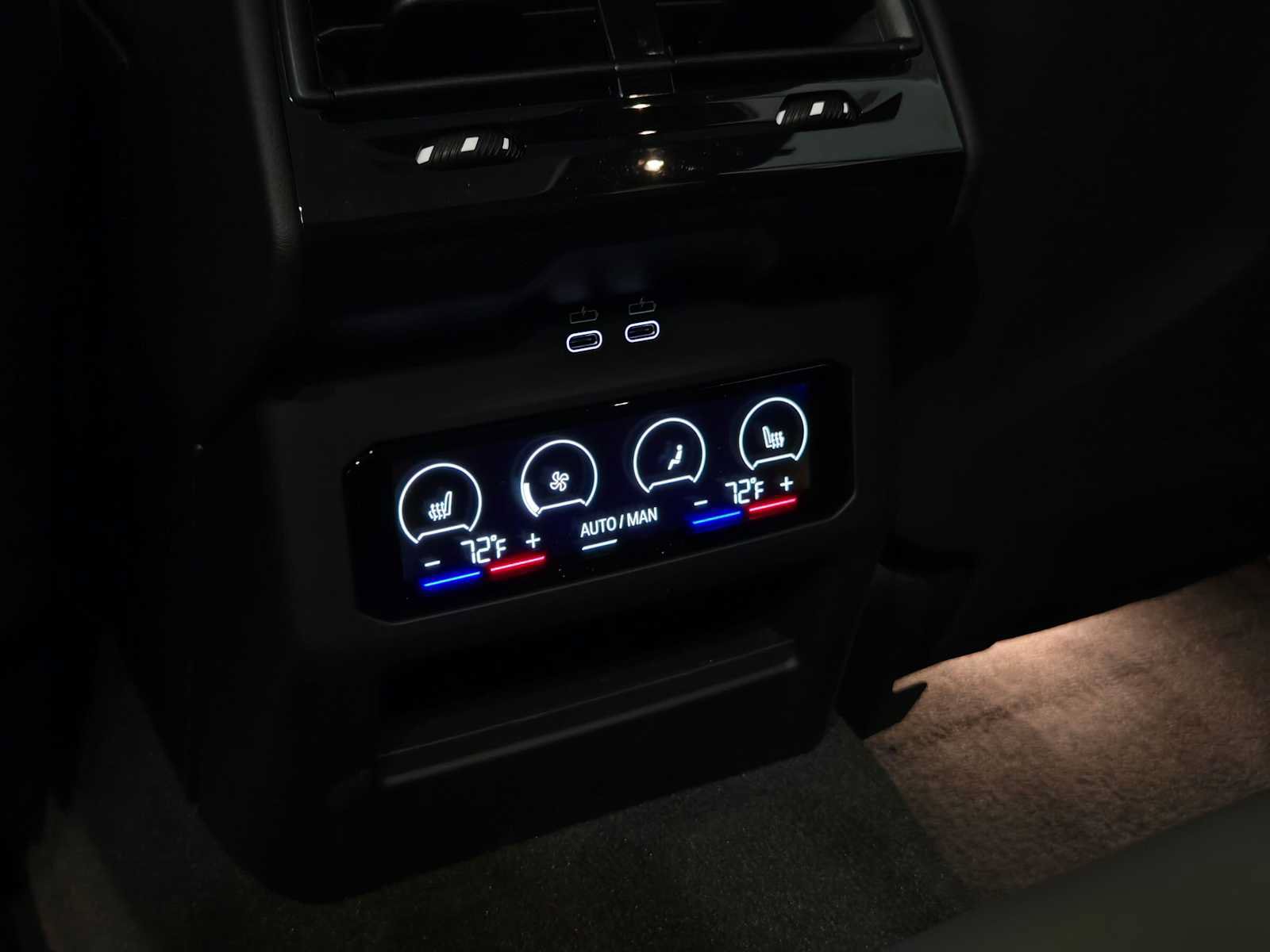 New 2027 BMW M5 Touring AWD/4WD image 19