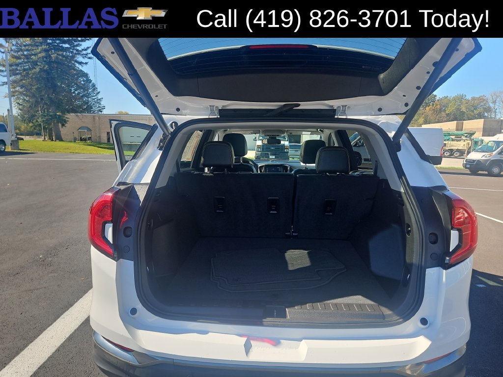 Certified 2024 GMC Terrain AT4 w/ GMC Pro Grade Package AWD/4WD image 26